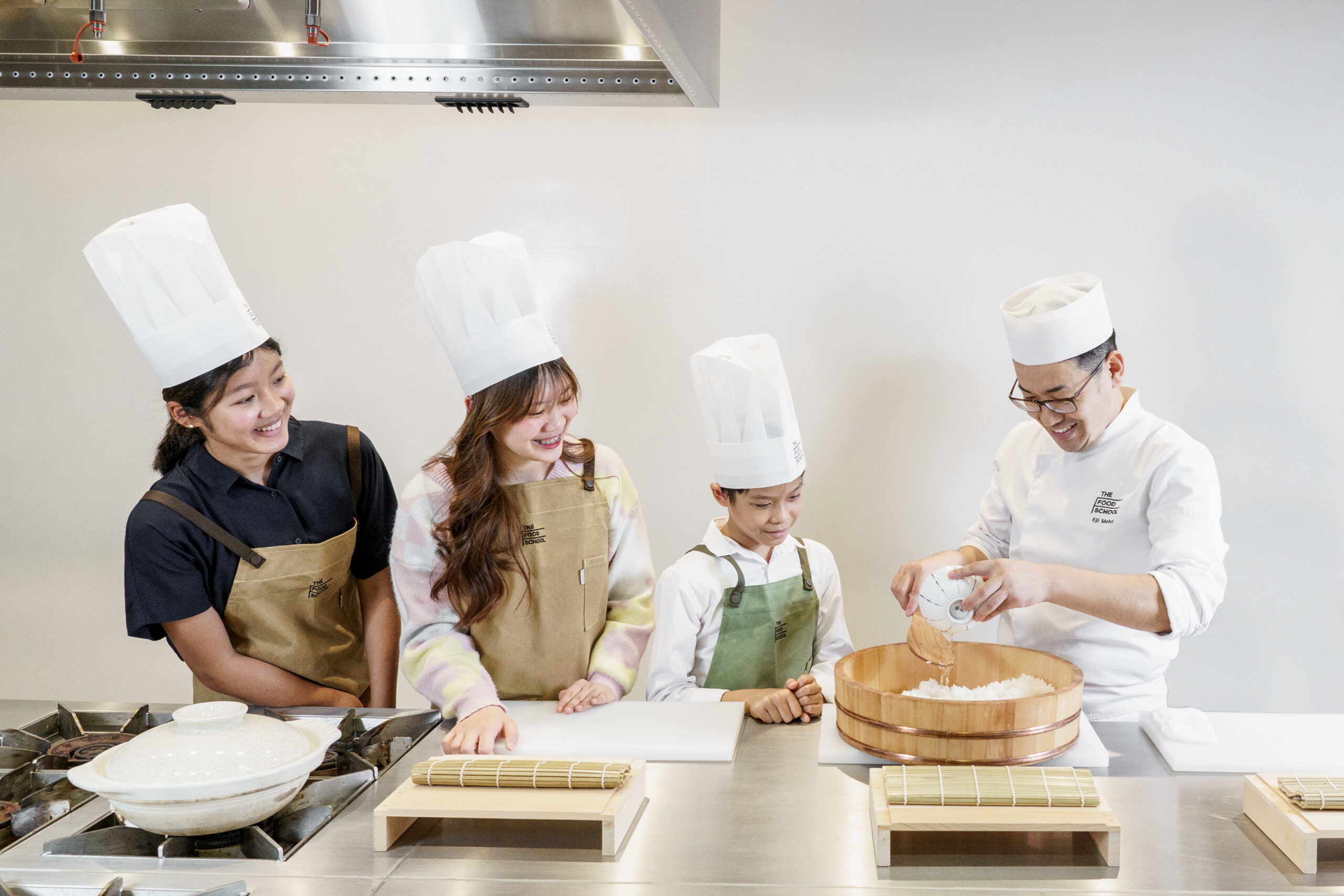 Teenage Cooking Camp The Food School Bangkok